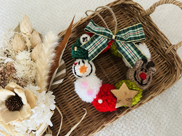 ポンポンリース リース bibichanm 通販 15057105｜Creema(クリーマ)