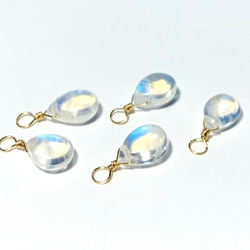 【天然石チャーム】レインボームーンストーン　M　ペアシェイプ　1個　ハンドメイド素材 1枚目の画像