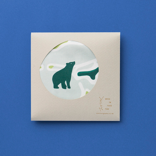 スクエアクロス〝萌樹の森〟/ギフト紙パッケージ付き（45cmハンカチ