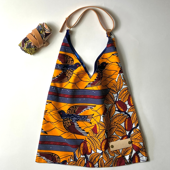 African print × Real leather Folding bag  / money&birds 1枚目の画像