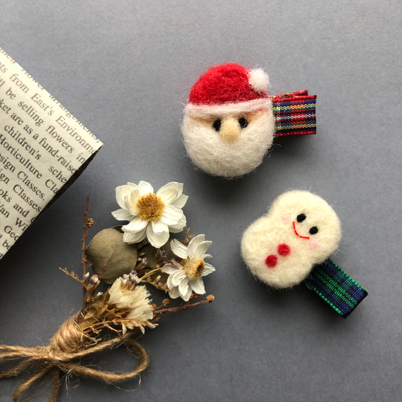 送料無料2つセット♩羊毛フェルトのサンタクロースと雪だるまのベビー