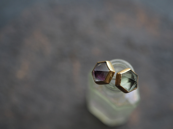 fluorite brass pierce (kangetsu) 1枚目の画像