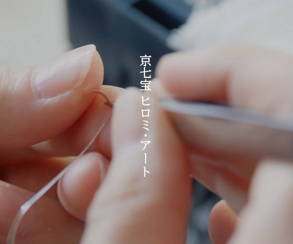 【再販】赤と黄のトンボピンバッチ（2匹）｜京七宝／純銀製 5枚目の画像