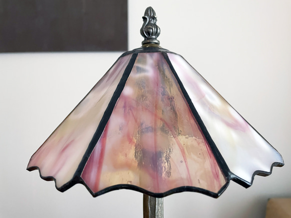 【送料無料】ステンドグラス ナイトランプ（ピンク＆ホワイトグラデーション） オールハンドメイド 9枚目の画像