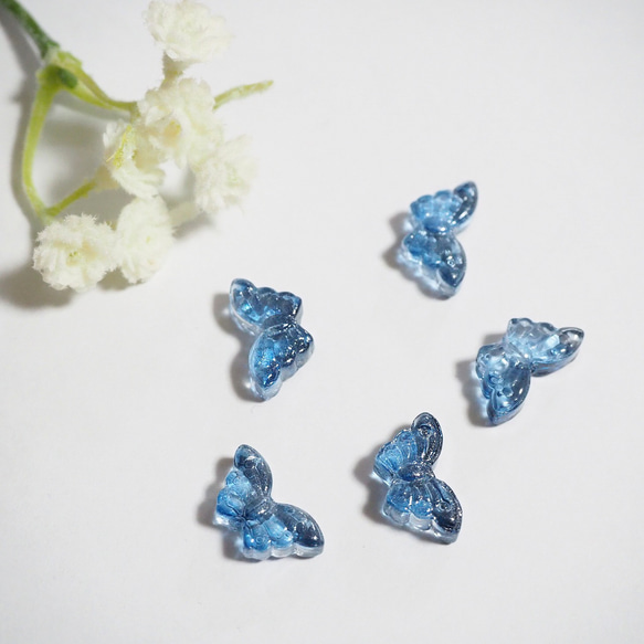 ハンドメイドガラスチャーム 20個 蝶々 小 ① 短かっ