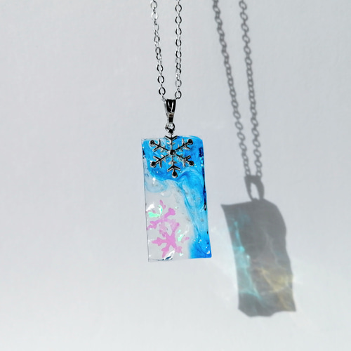 雪の結晶ネックレス / 海 / レジン / 波 / 水面 / クリスマス
