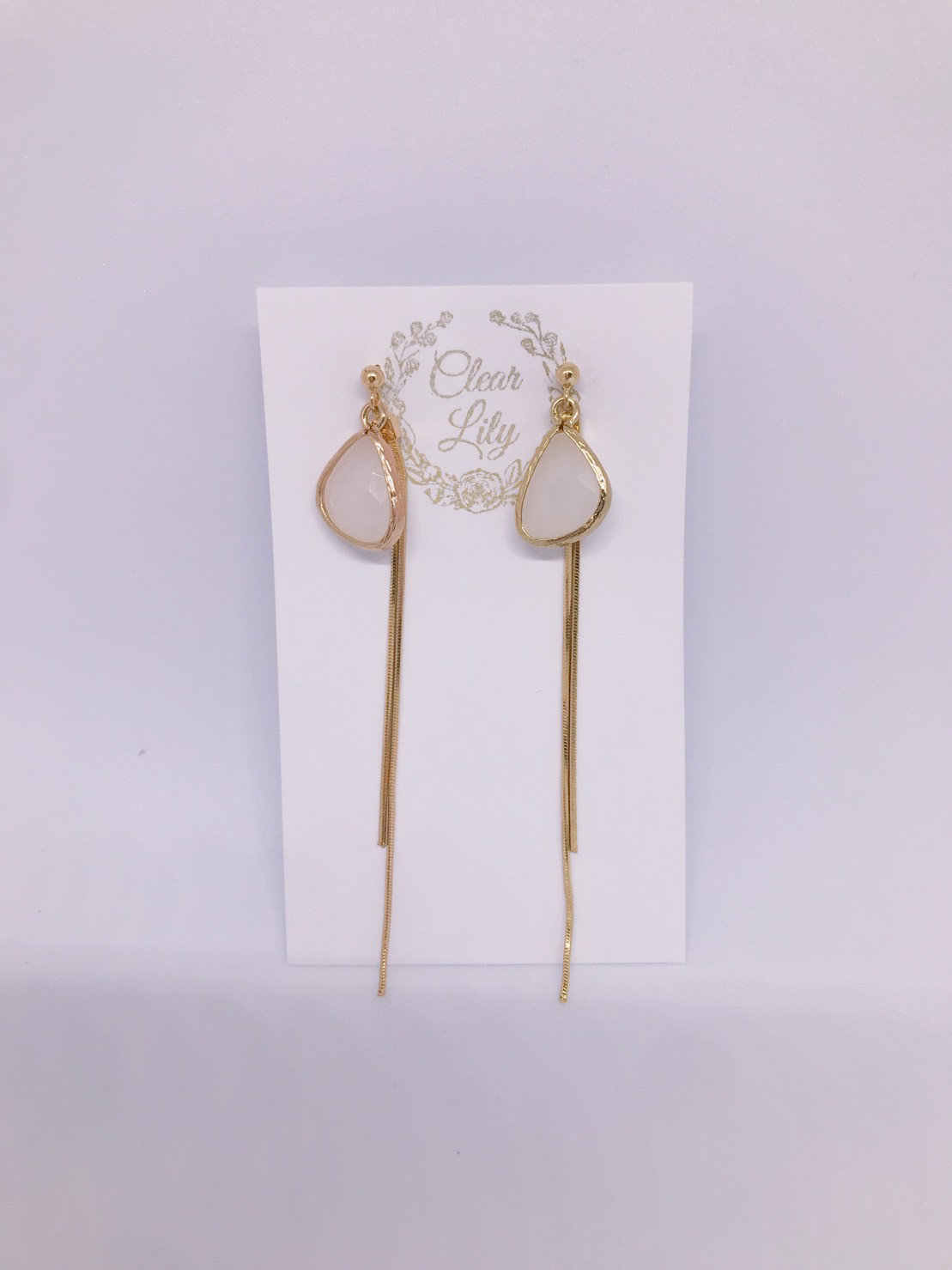 drop pierced earrings♡white