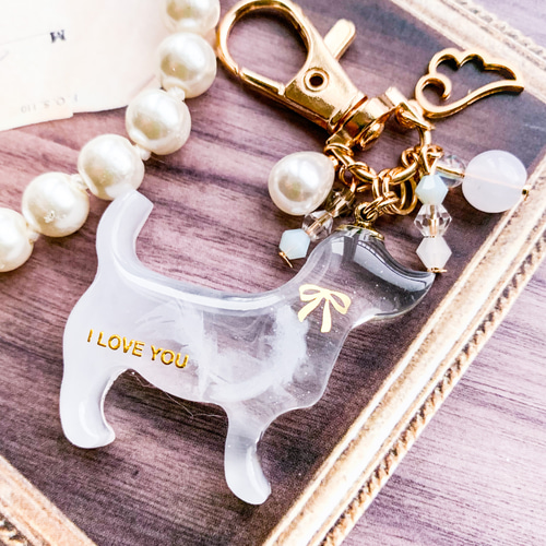 送料無料/レジンキーホルダー/わんちゃん/天使の羽根/キーホルダー  