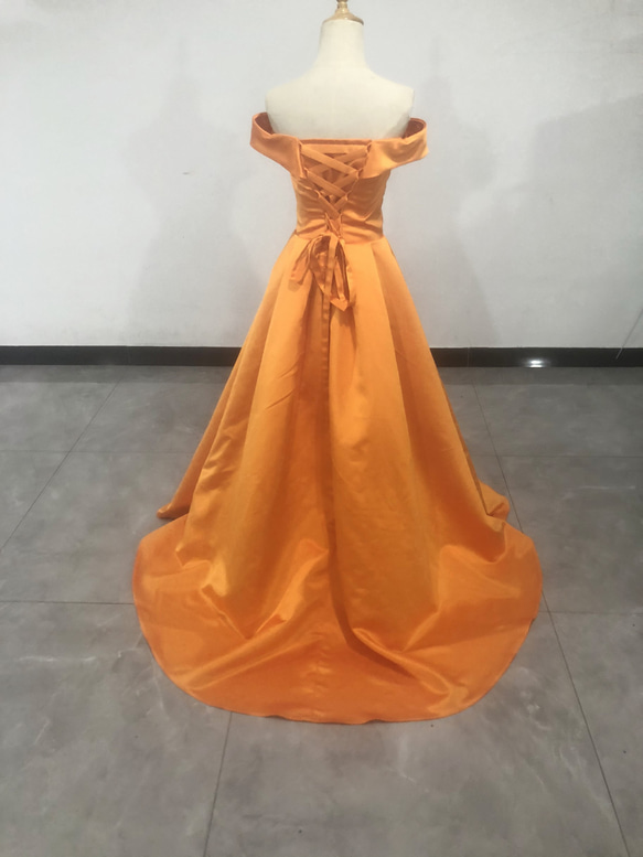 明るいオレンジ　蛍光色オフショルダーカラードレス 編み上げ 抜群のおしゃれ見え/結婚式 ドレス