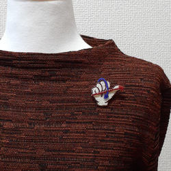 右ねじの法則ブローチ ＊オートクチュールビーズ刺繍 4枚目の画像