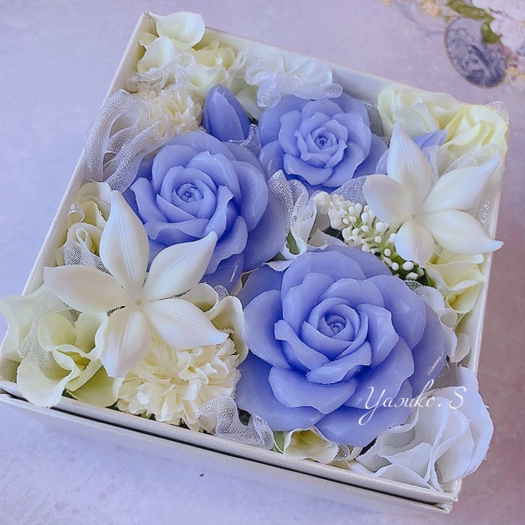 【受注生産】青いモダンローズのアレンジメント　♯01