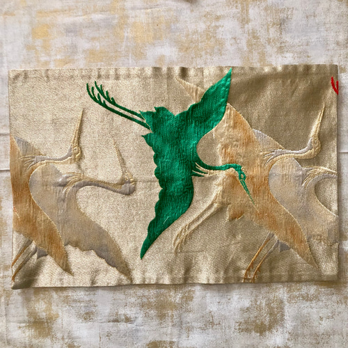 帯のランチョンマット 金に赤と緑の鶴（2枚セット） 撥水加工 着物