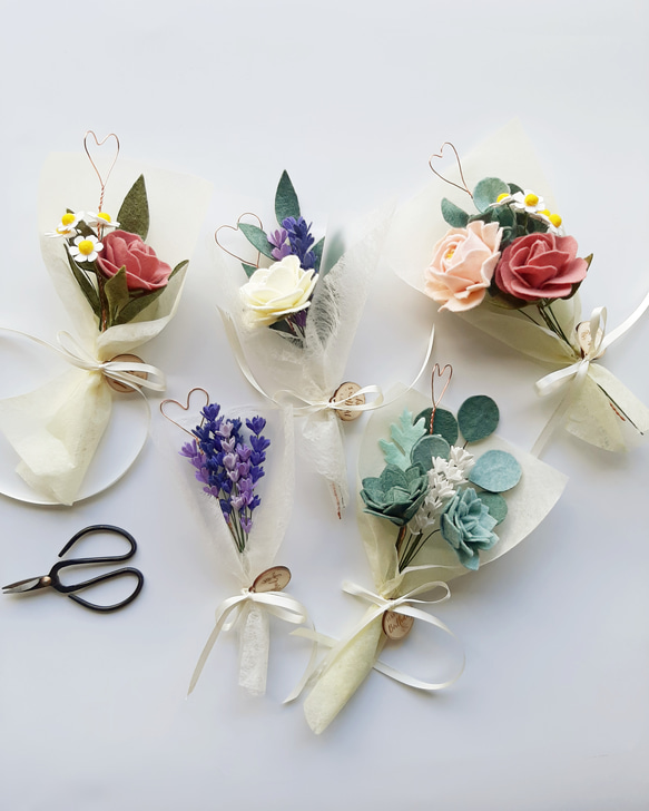 フェルトフラワー 枯れない可愛くエレガントなミニブーケ お誕生日や