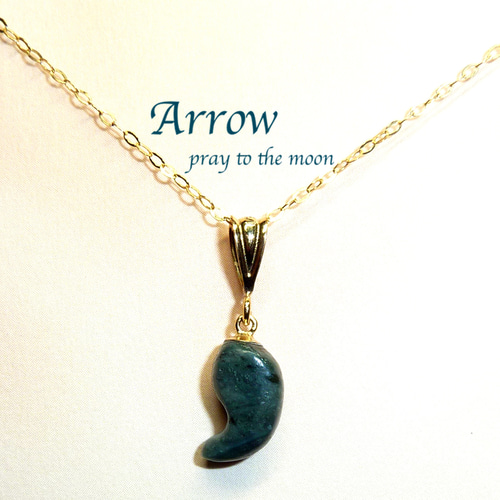 日本の国石＊糸魚川翡翠勾玉ネックレス／濃緑色☆14KGF ネックレス