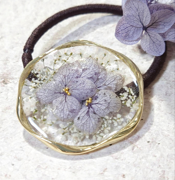ラベンダー色の紫陽花✣　ウェーブリングヘアゴム 2枚目の画像