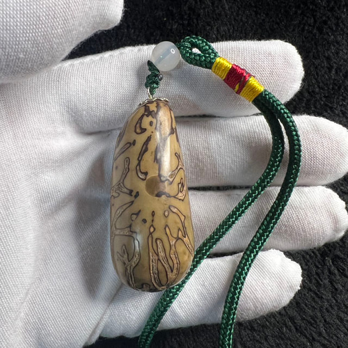 ルドラクシャ(菩提樹の実)千眼菩提JST-222450/21.4g ルドラクシャ(菩提樹の実)千眼菩提JST-222450/21.4g