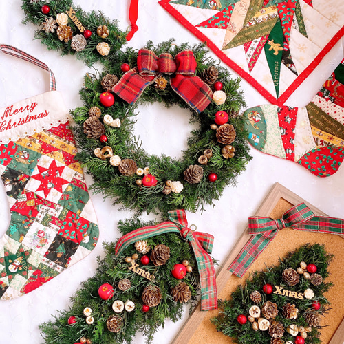 特集掲載】【クリスマスリース】*❅☃︎❄︎ 定番の赤チェックリボン