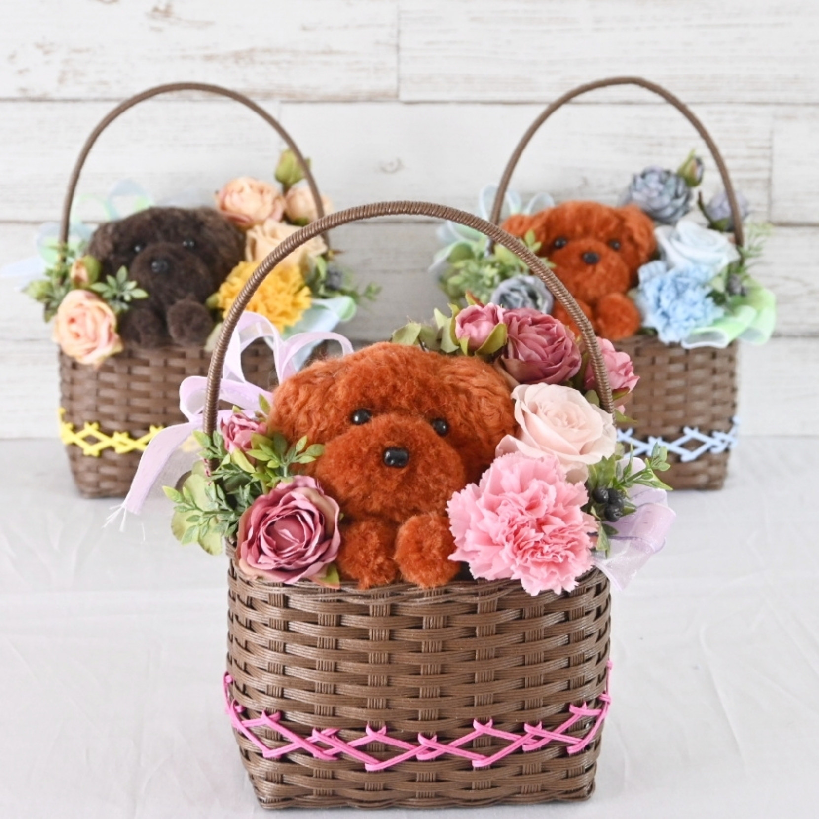 もこペット【茶犬・ピンクバスケット】プリザーブドフラワー 犬 花 犬好き 誕生日 母の日 送別品 お祝い ペット