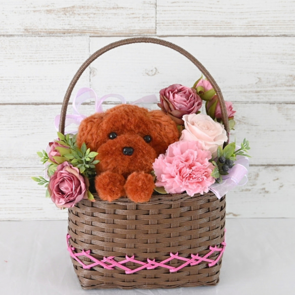 もこペット【茶犬・ピンクバスケット】プリザーブドフラワー 犬 花 犬好き 誕生日 母の日 送別品 お祝い ペット 2枚目の画像