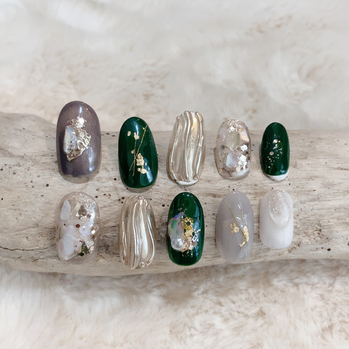 うねうね 緑色 ネイルチップ ニュアンス 成人式 結婚式 和柄 和装 和風  