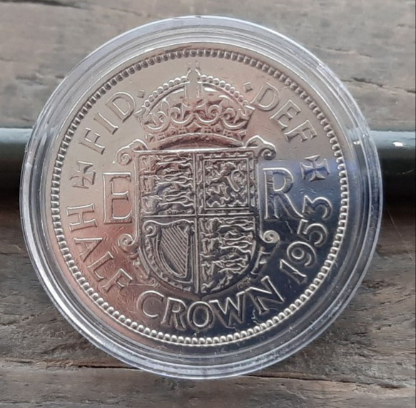 イギリス 英国 古銭 エリザベス2nd ハーフ クラウン コイン 1953年 昭和28年 32mm 14g イギリス 1枚目の画像