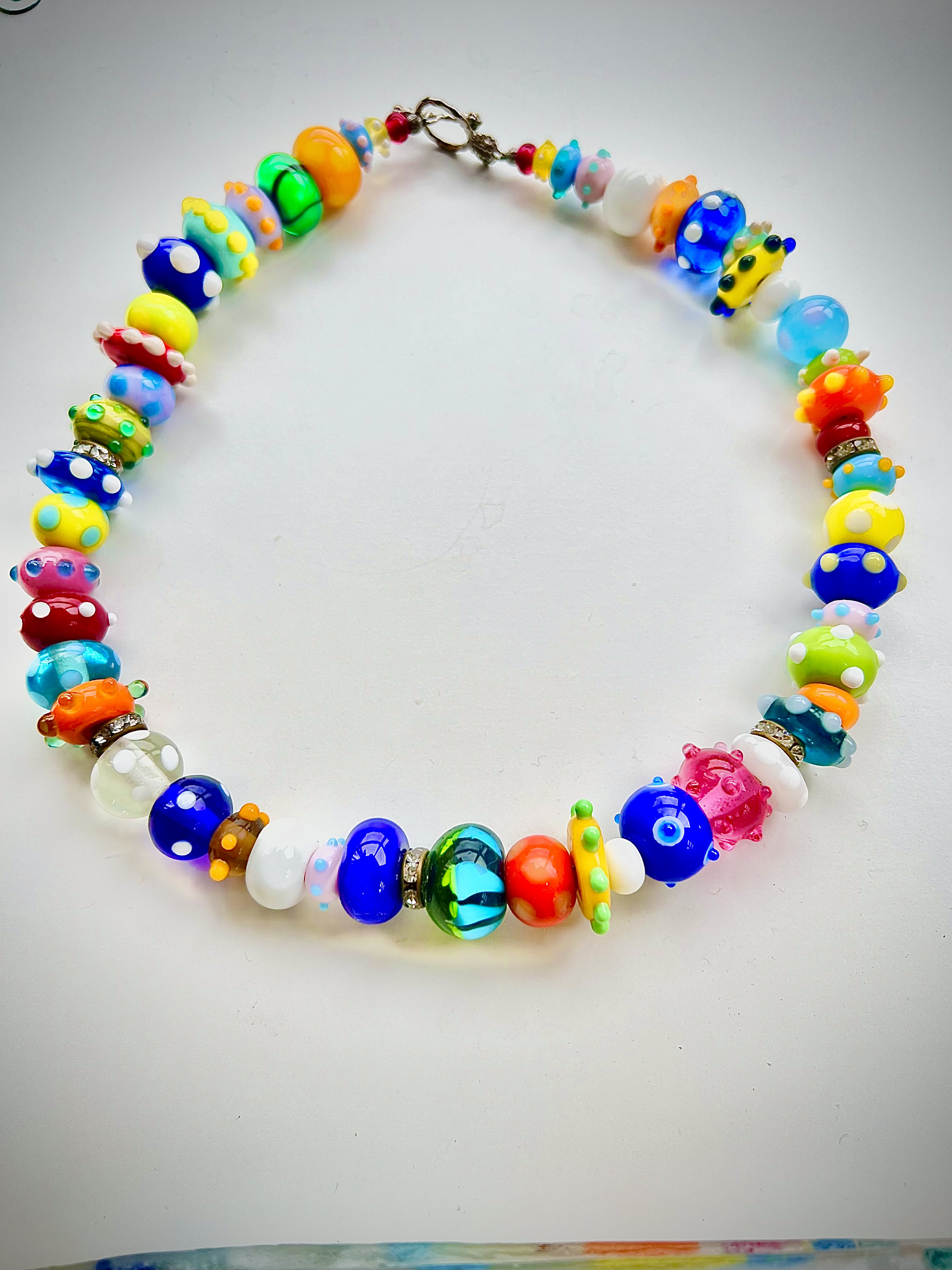 ガラスビーズネックレス