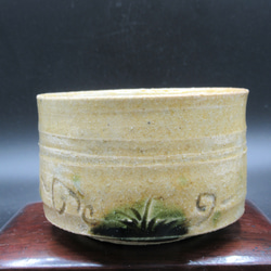 黄瀬戸筒茶碗・秋草紋様（薪釜焼成）　創作陶器 5枚目の画像