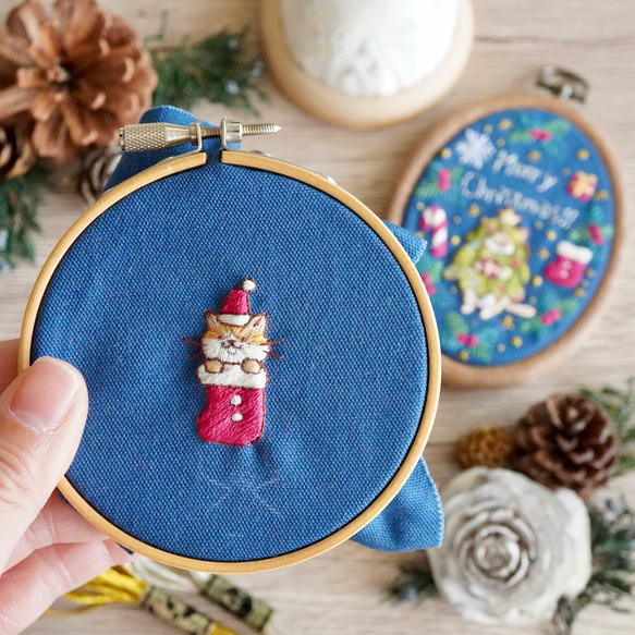 [[刺繍キット]クリスマスネコ②ブーツネコ 手刺繍飾り 11枚目の画像