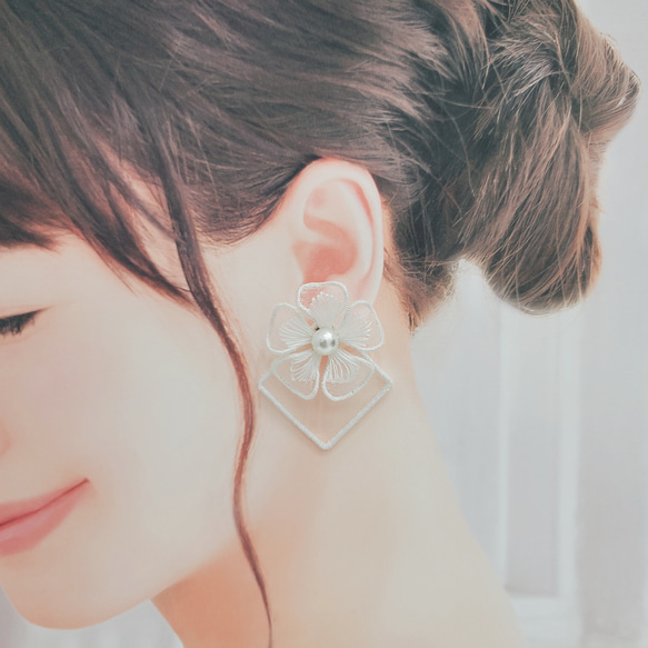 【earring】花×スクエアイヤリング(大)[オートクチュール刺繍] 7枚目の画像