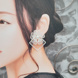 【earring】花×スクエアイヤリング(大)[オートクチュール刺繍] 5枚目の画像