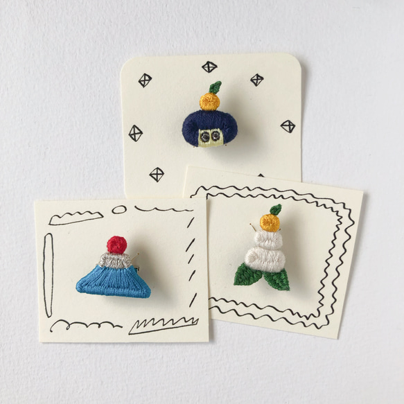 縁起物・ご来光富士山・刺繍・ブローチ 4枚目の画像