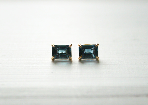 K10YG/ロンドンブルートパーズ ピアス【HAKONIWA / 箱庭 K10YG/ロンドンブルートパーズ ピアス【HAKONIWA / 箱庭