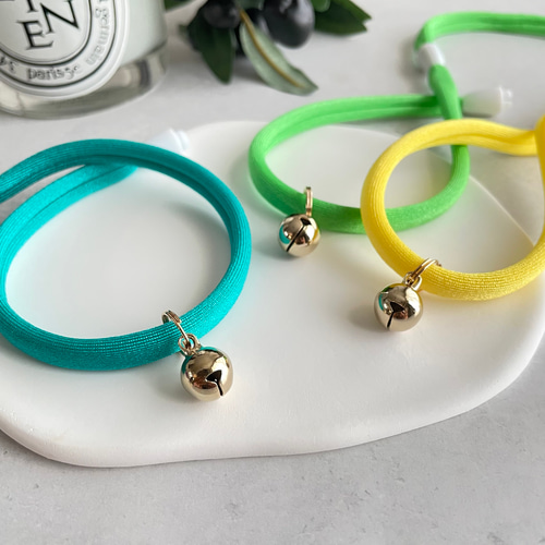 どんぐり型の鈴が可愛いセーフティ首輪☆軽量で安全な負担の少ない首輪