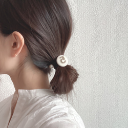 HAIR TIE:「9」誕生月 ビーズ刺繍ヘアゴム 6枚目の画像