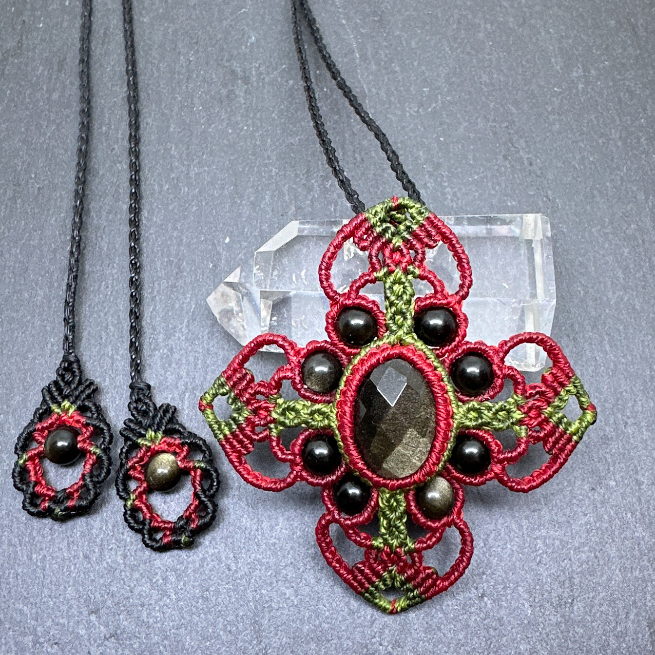 ゴールデンオブシディアンのペンダント 【マクラメ macramé】