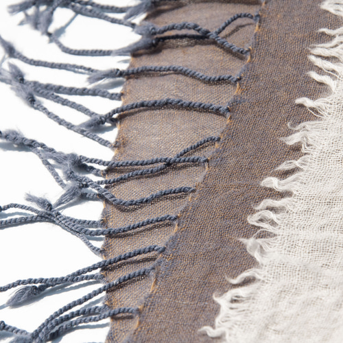 ヘイリー愛用◆TOTEME◆ 刺繍入り ウールカシミヤスカーフ 楽天市場】Toteme トーテム マフラー CLASSIC WOOL SCARF