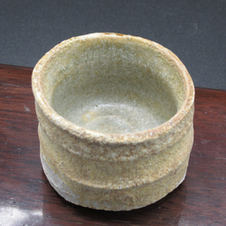 黄瀬戸杯①（薪釜焼成ぐい呑み）創作陶器 6枚目の画像