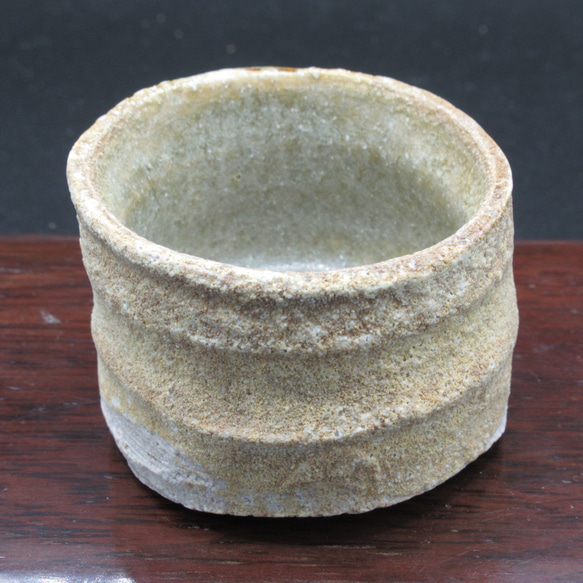 黄瀬戸杯①（薪釜焼成ぐい呑み）創作陶器 7枚目の画像