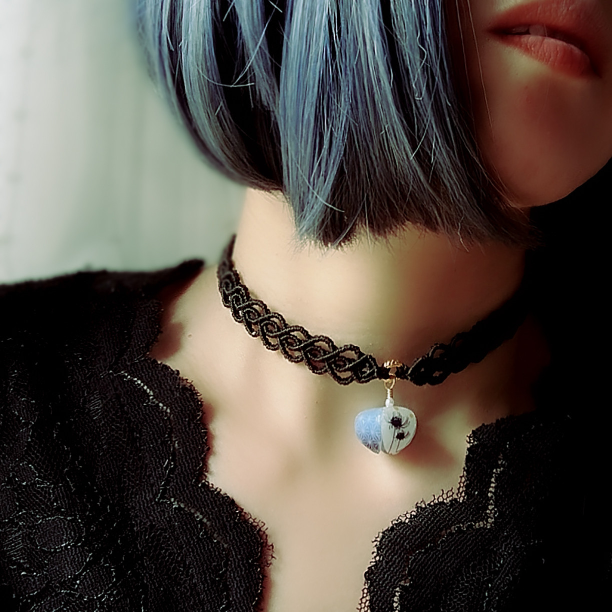 和柄鬼灯-彼岸花・青-のマクラメチョーカー