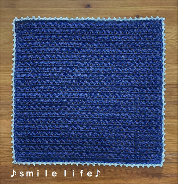レース編み　カバー（カゴ・テーブルセンターなど）　紺縁ピコット編み 2枚目の画像