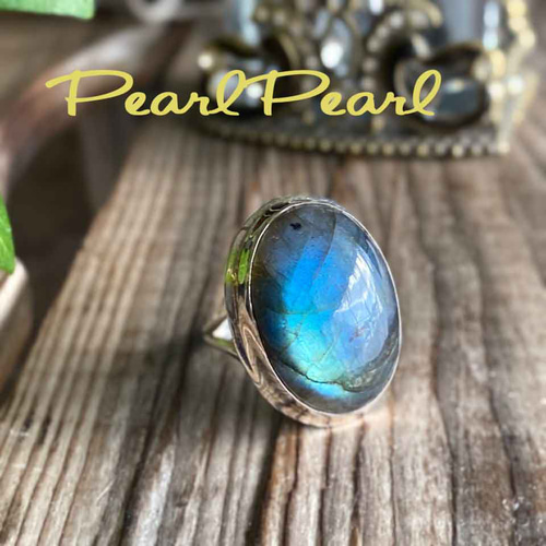 ＋＋＋ラブラドライトの意味効力＋＋＋ 和名を「曹灰長石（そうかい