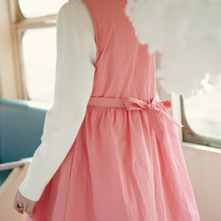 馬卡龍粉色 奶呼呼 A字版型無袖造型高腰寬鬆洋裝 秋冬曡穿連身裙 第13張的照片