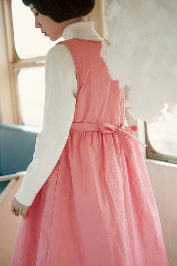 馬卡龍粉色 奶呼呼 A字版型無袖造型高腰寬鬆洋裝 秋冬曡穿連身裙 第13張的照片