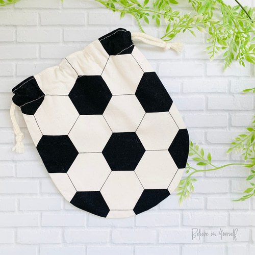けんこう ハンドメイド巾着 サッカーボール グリーン まとめ割 けんこう様専用 ハンドメイド巾着 サッカーボール グリーン まとめ割