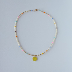 大きなsmileが可愛い、カジュアル好きにおすすめなビーズネックレス～big smile beads necklace～ 6枚目の画像