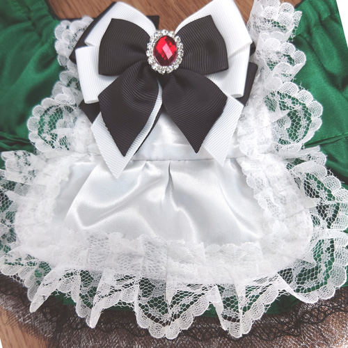 サンキャッチャー♡ハンドメイド「ペリドット♡ねこฅ•ω•ฅ」 猫服ケープ＆カチューシャ メイドさん（緑） ペット服