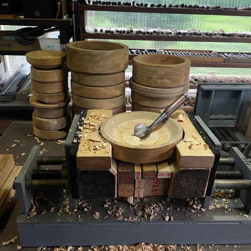 木彫うつわ ウッドプレート36cm(浅A)桂 1枚板 蜂の巣彫り 食器 食材