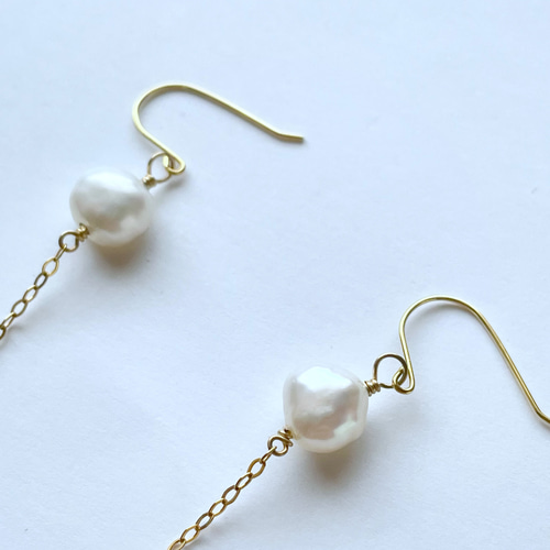 淡水パールとマラカイトのピアス ピアス（フック・チェーン