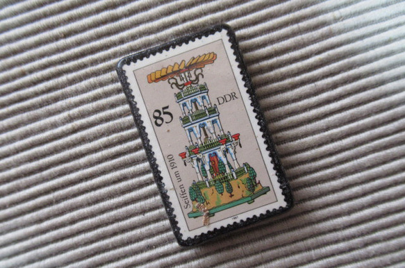東ドイツ　クリスマス切手ブローチ8405 2枚目の画像