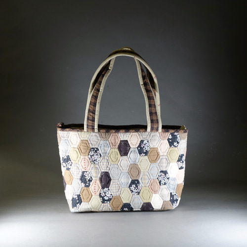 新品☆パッチワーク・キルト☆100%ハンドメイド パッチワーク